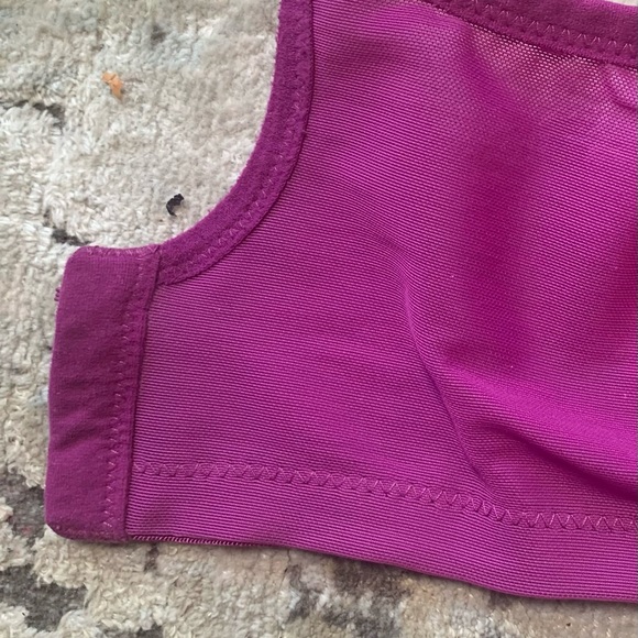 Elomi Bra.  Size 36 H.  Excellent condition.  Elastic in perfect condition - Picture 4 of 6